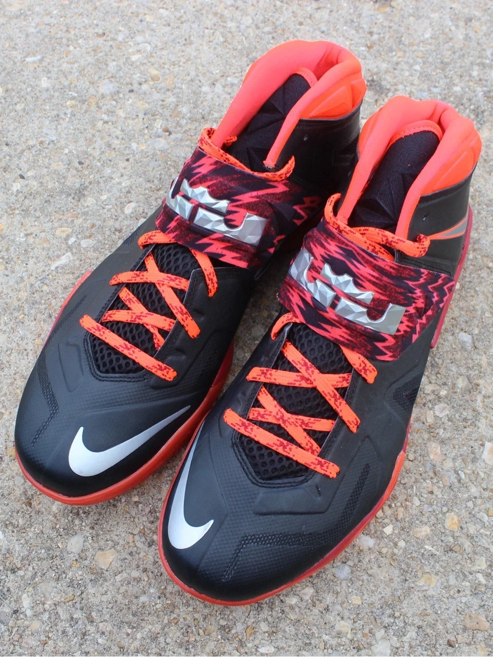 Nike LeBron Soldier 7 Black/Orange/Red Basketball Sneaker Sz 13